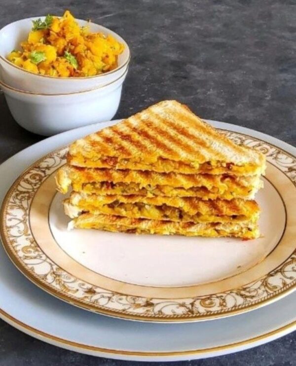 AALU MASALA SANDWICH